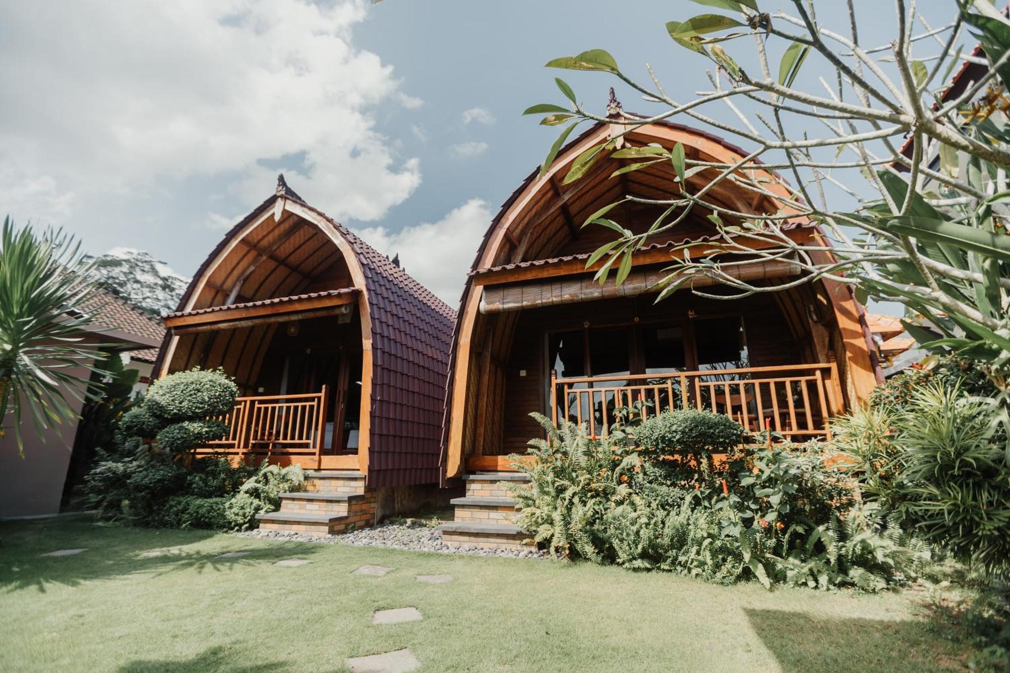 Gama'S Villa Tabanan  Exterior photo